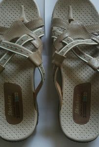 Sketchers Womens Sandels size 8